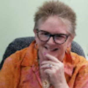 Meet your Posher, Claudia